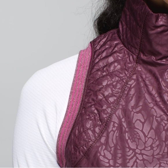 Sz6 Lululemon Rebel Runner Vest Petal Camo Embossed Bordeaux/hyper stripe VGUC - Picture 5 of 15